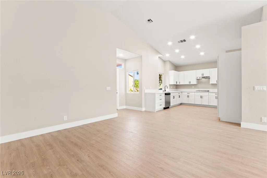 3720 Coleman, North Las Vegas, NV 89032