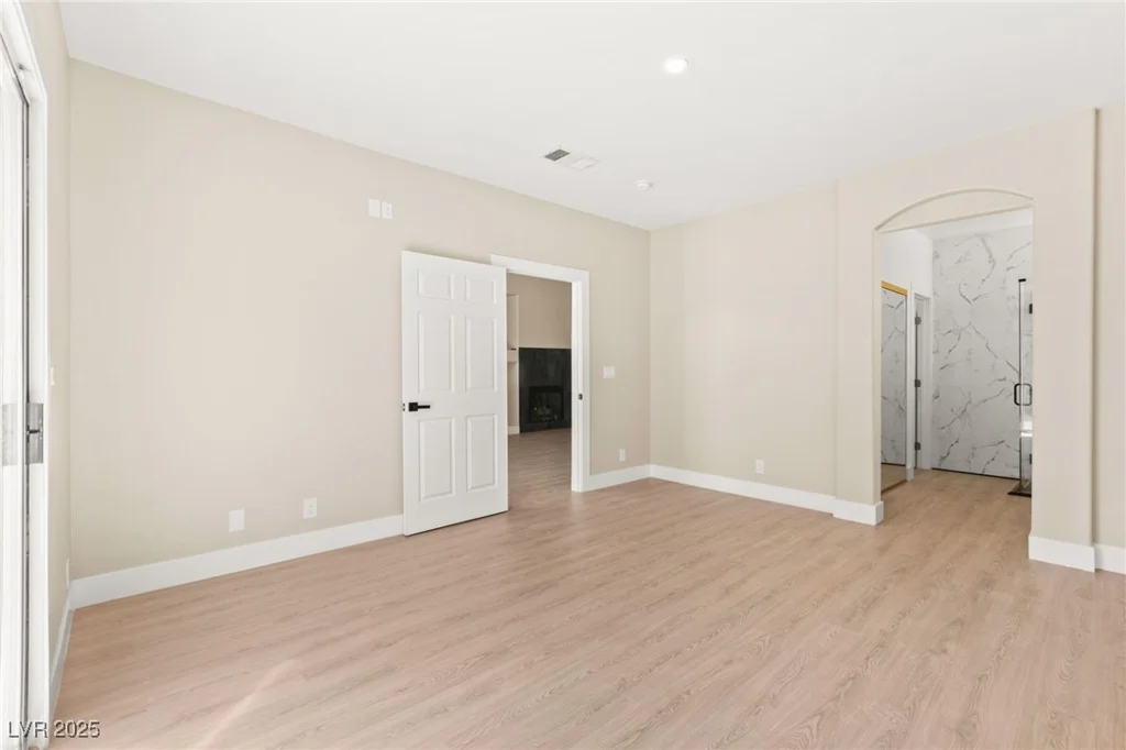 3720 Coleman, North Las Vegas, NV 89032