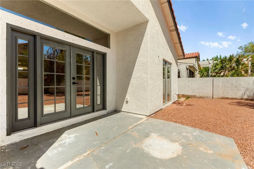 3720 Coleman, North Las Vegas, NV 89032