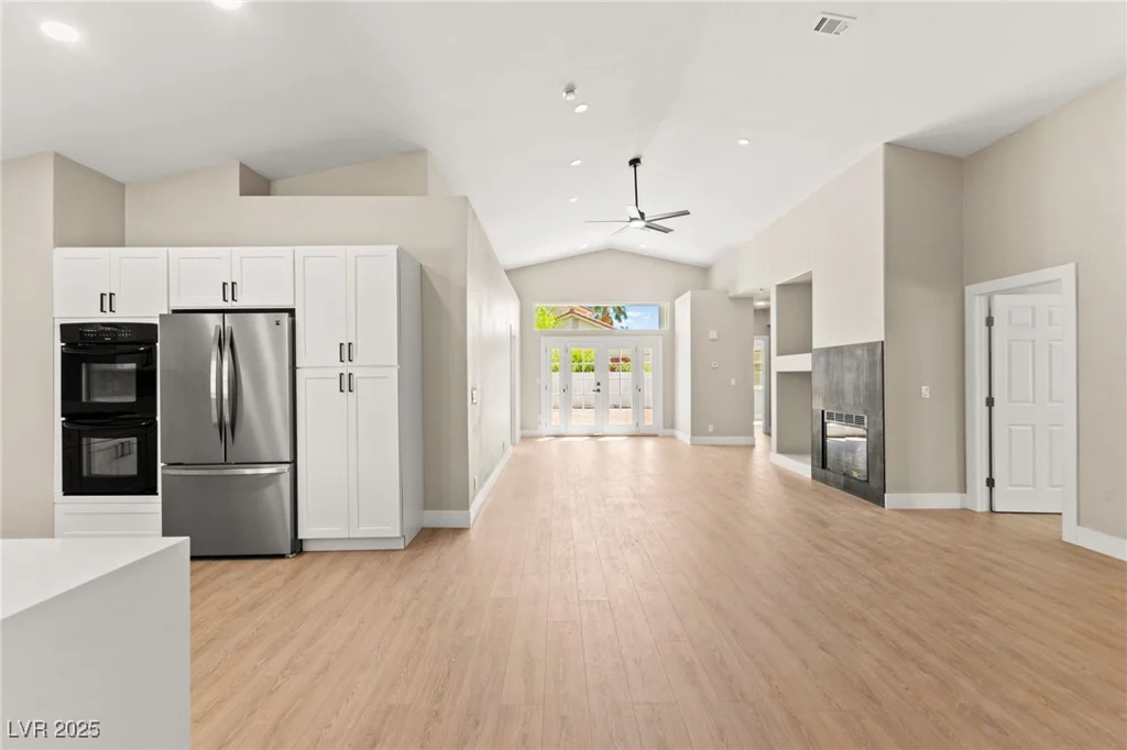 3720 Coleman, North Las Vegas, NV 89032