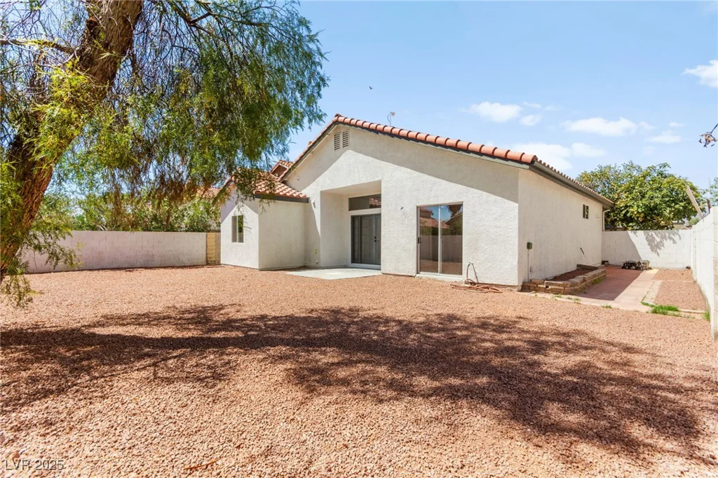 3720 Coleman, North Las Vegas, NV 89032