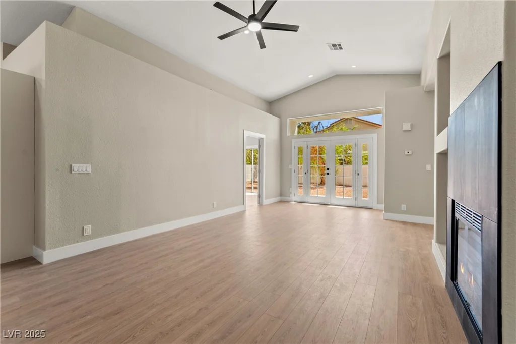 3720 Coleman, North Las Vegas, NV 89032