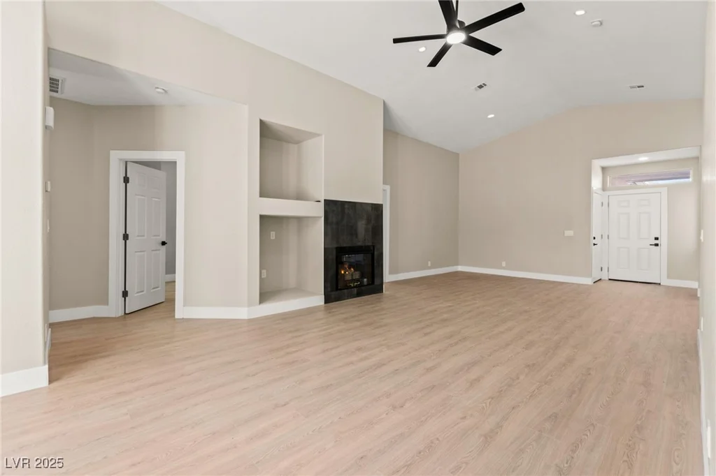 3720 Coleman, North Las Vegas, NV 89032