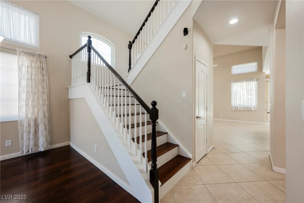 8609 Mirada Del Sol, Las Vegas, NV 89128