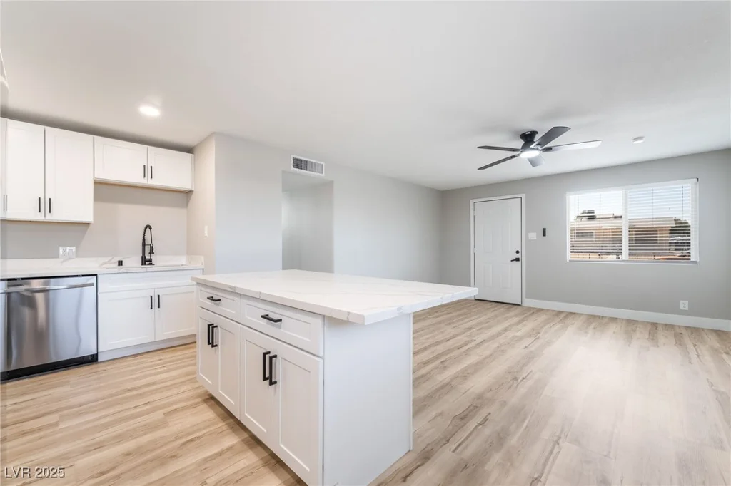 1400 Chestnut, Henderson, NV 89011