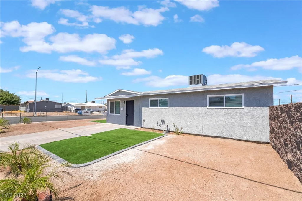 1400 Chestnut, Henderson, NV 89011