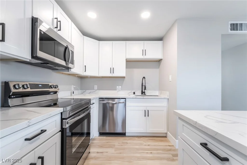 1400 Chestnut, Henderson, NV 89011