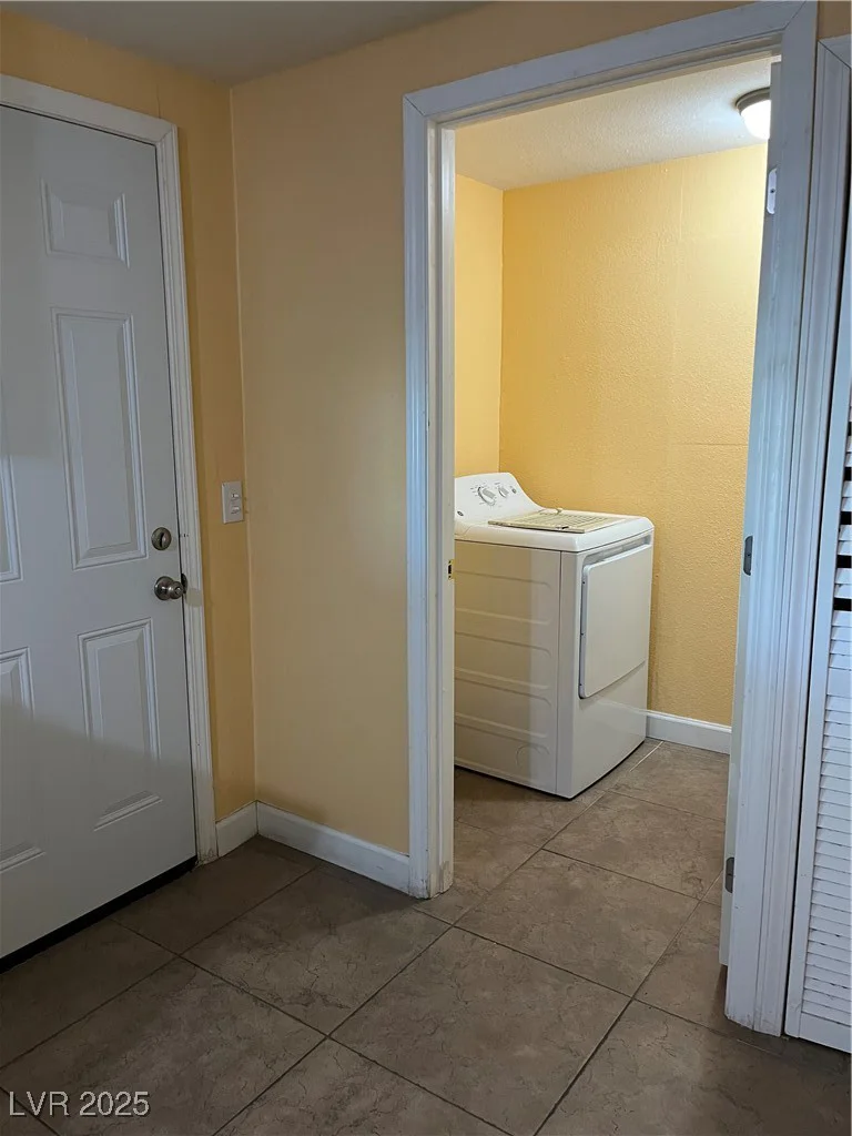 2273 Toiyabe, Las Vegas, NV 89156