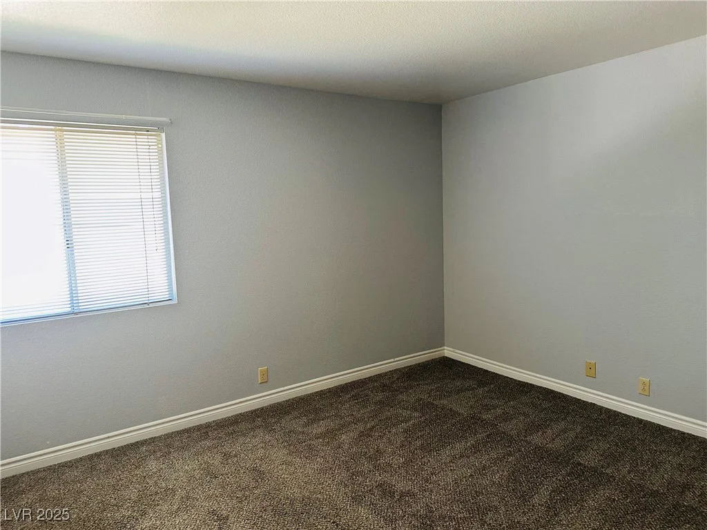 5080 Indian River, Las Vegas, NV 89103