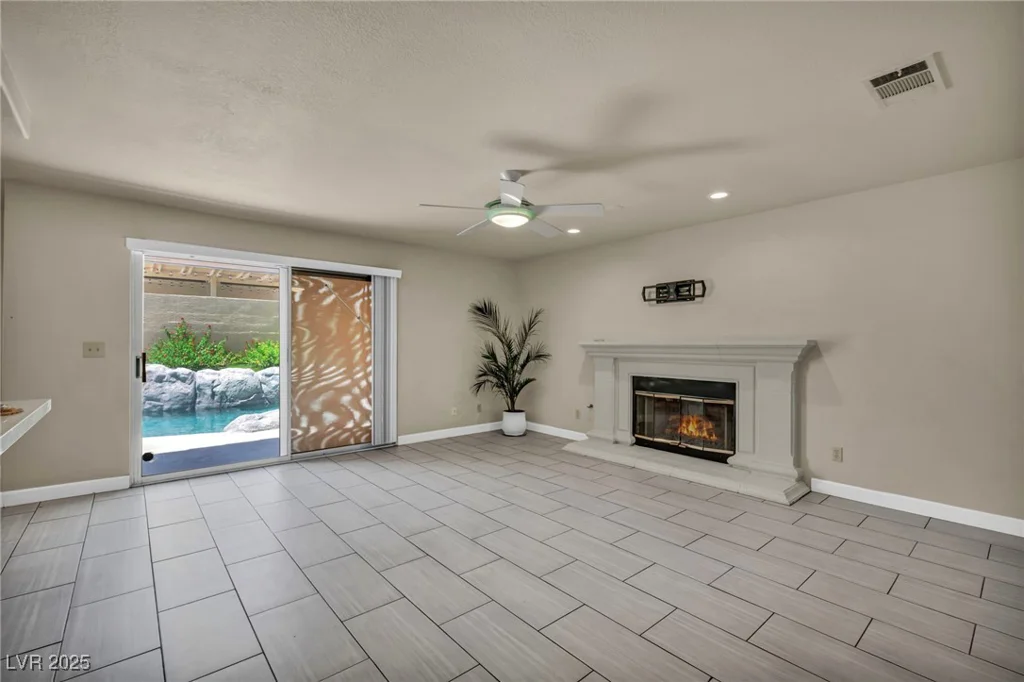 5449 Desert Spring Rd, Las Vegas, NV 89149