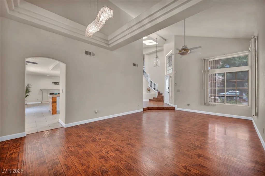 5449 Desert Spring Rd, Las Vegas, NV 89149