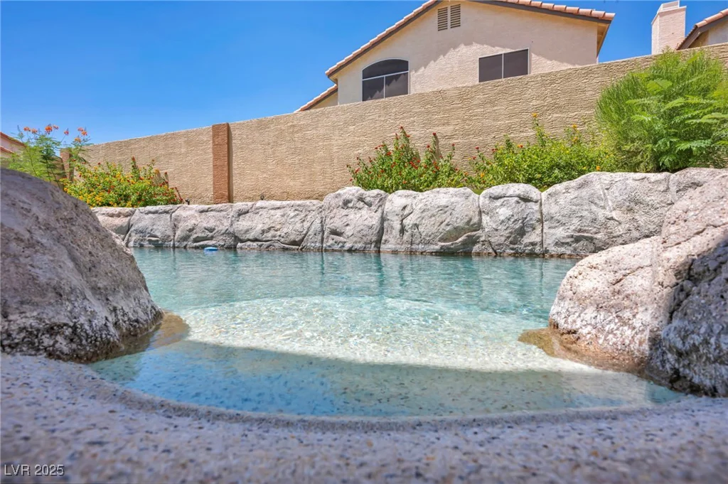 5449 Desert Spring Rd, Las Vegas, NV 89149