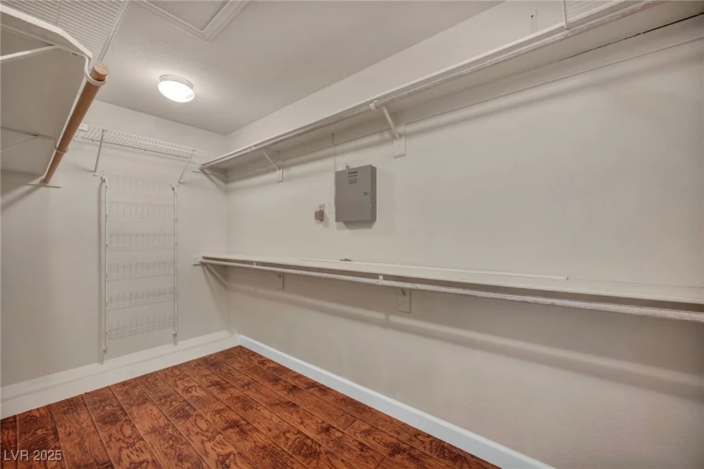 5449 Desert Spring Rd, Las Vegas, NV 89149