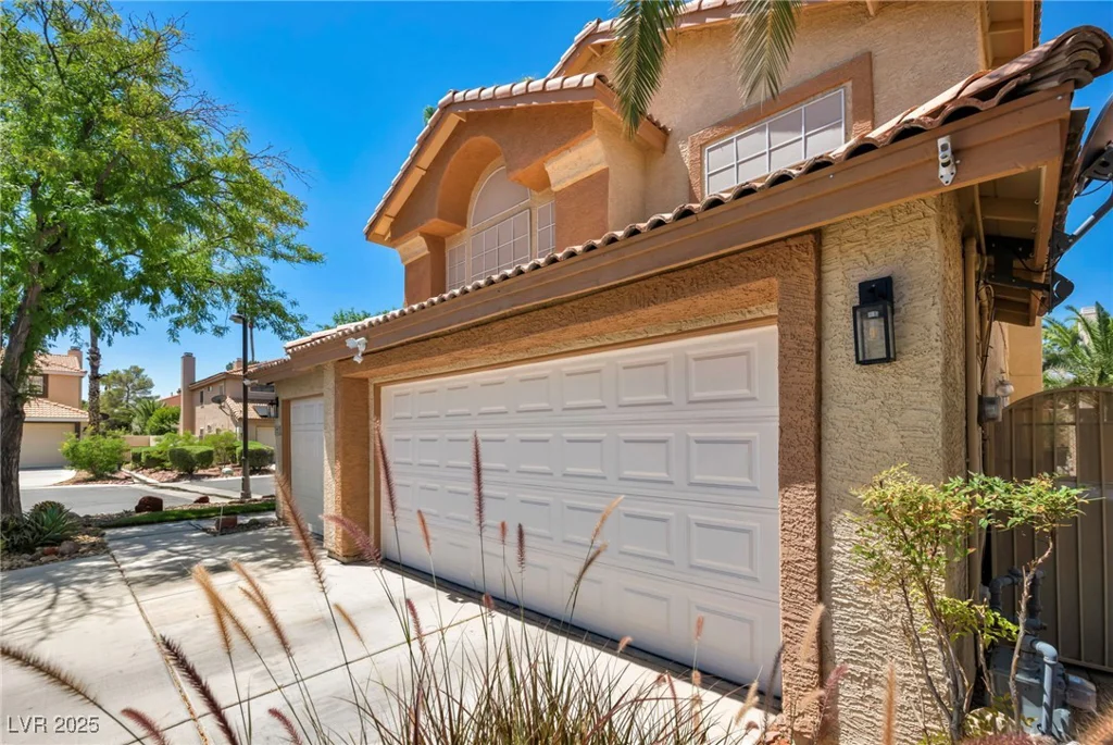 5449 Desert Spring Rd, Las Vegas, NV 89149