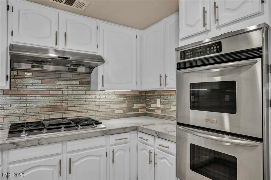 5449 Desert Spring Rd, Las Vegas, NV 89149
