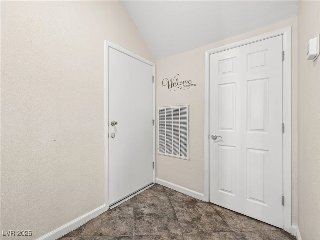 9357 Golden Timber, Las Vegas, NV 89117