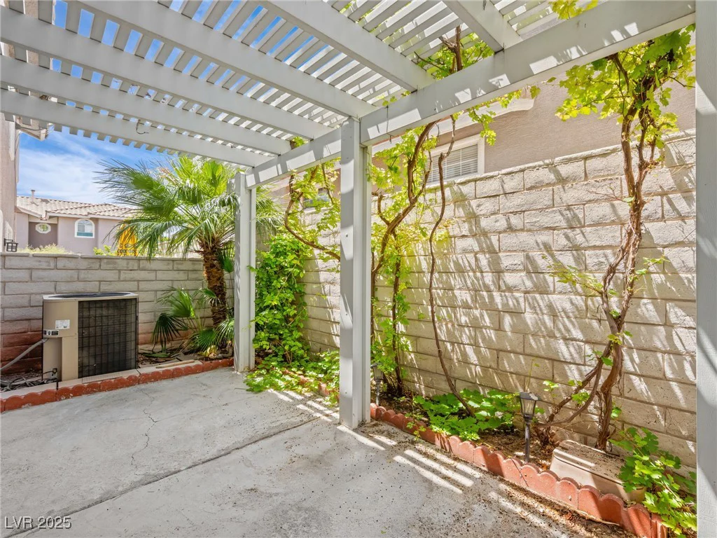 9357 Golden Timber, Las Vegas, NV 89117