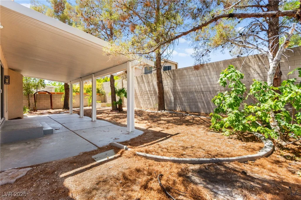 3593 Campbell, Las Vegas, NV 89129