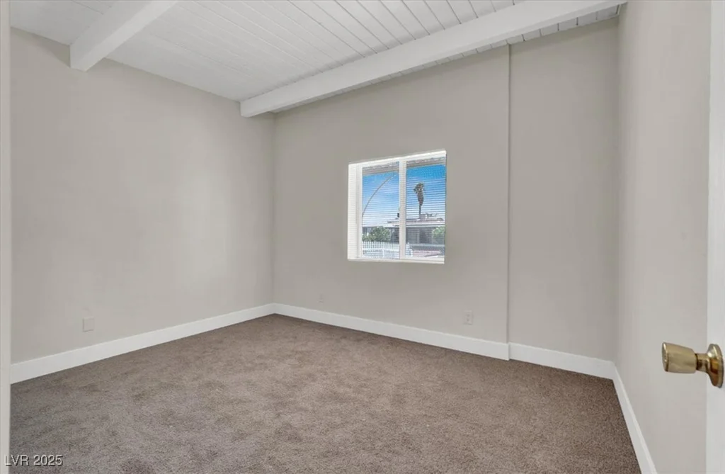 417 Princeton, Las Vegas, NV 89107