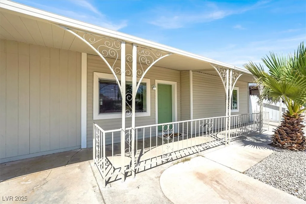 417 Princeton, Las Vegas, NV 89107
