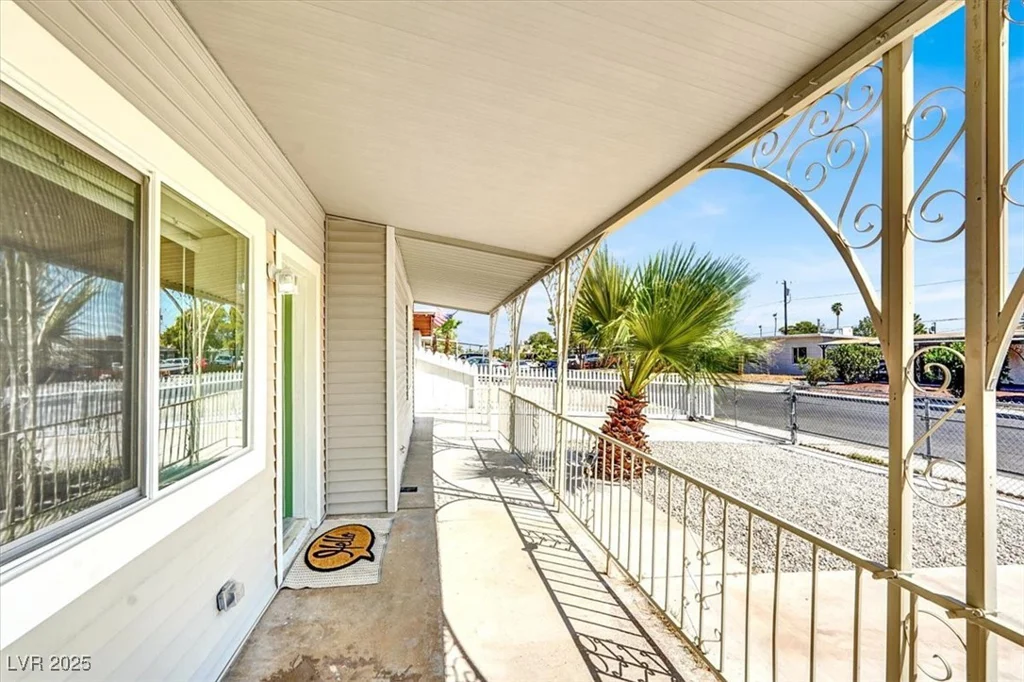 417 Princeton, Las Vegas, NV 89107