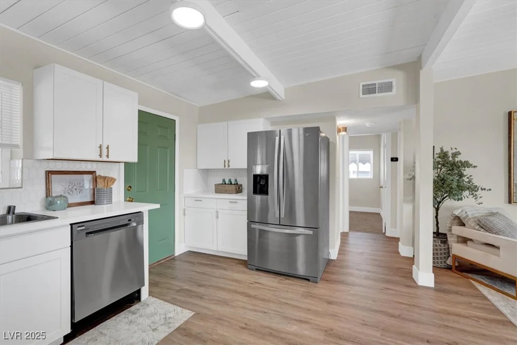417 Princeton, Las Vegas, NV 89107