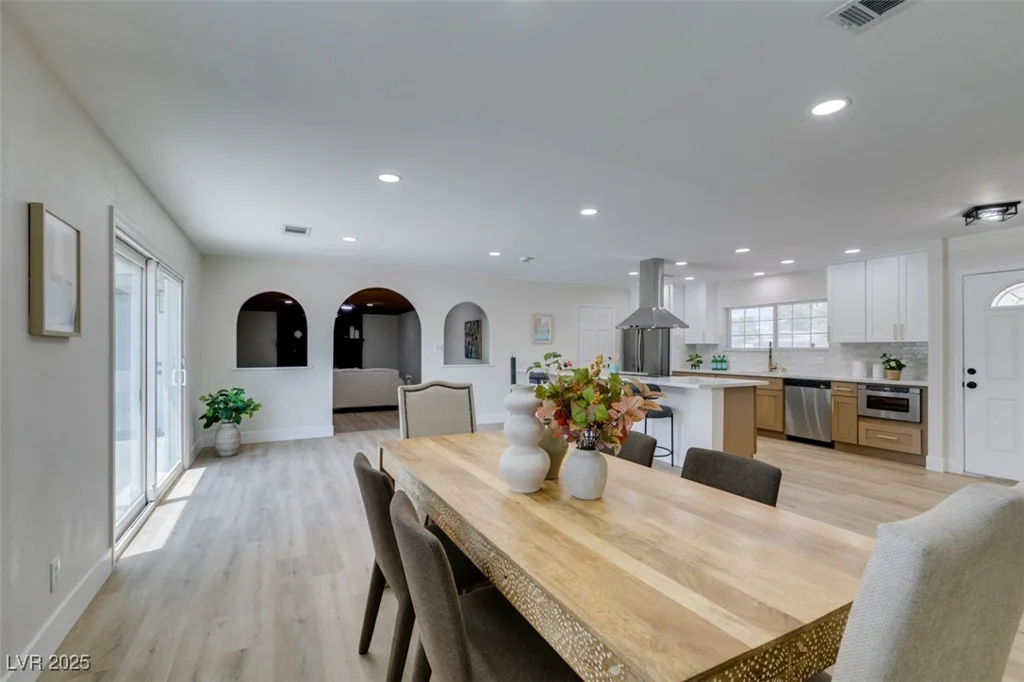 5025 Gowan, Las Vegas, NV 89130