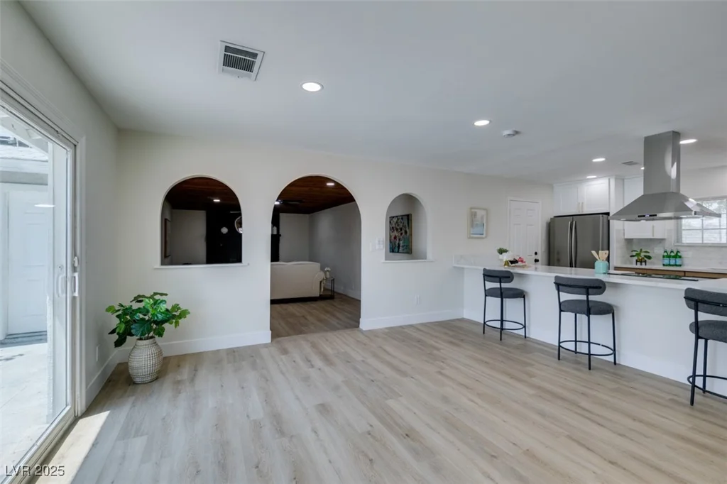 5025 Gowan, Las Vegas, NV 89130