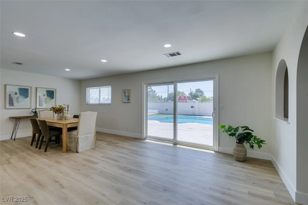 5025 Gowan, Las Vegas, NV 89130