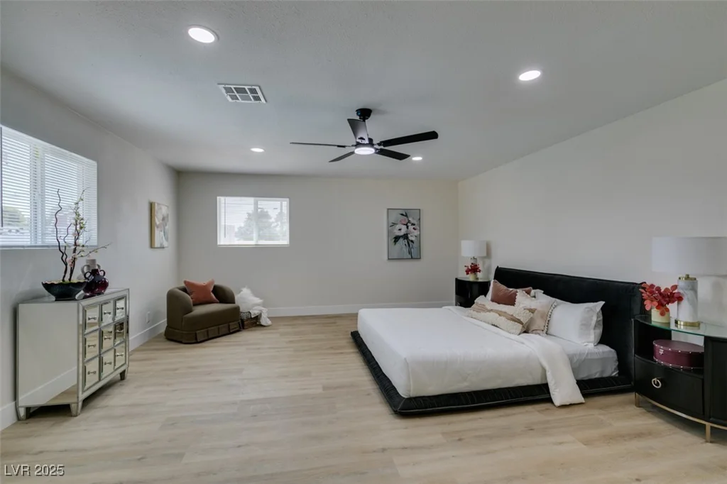 5025 Gowan, Las Vegas, NV 89130