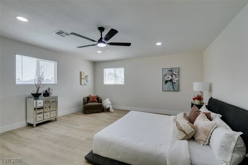 5025 Gowan, Las Vegas, NV 89130