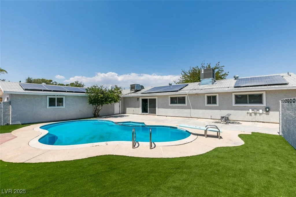 5025 Gowan, Las Vegas, NV 89130