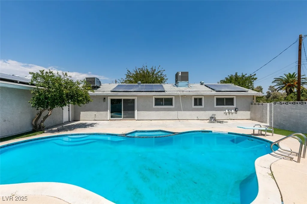 5025 Gowan, Las Vegas, NV 89130