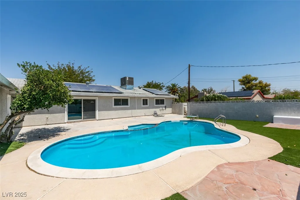 5025 Gowan, Las Vegas, NV 89130