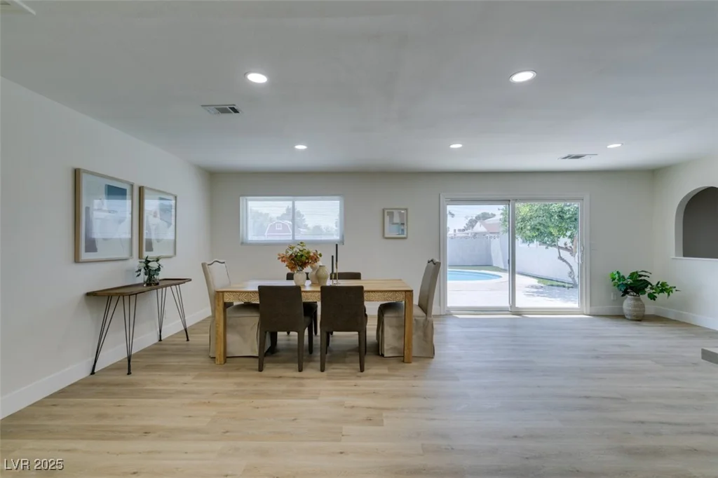 5025 Gowan, Las Vegas, NV 89130