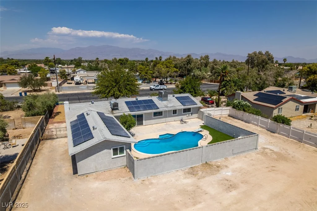 5025 Gowan, Las Vegas, NV 89130