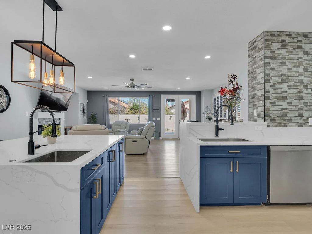 284 Sunstar, Henderson, NV 89012