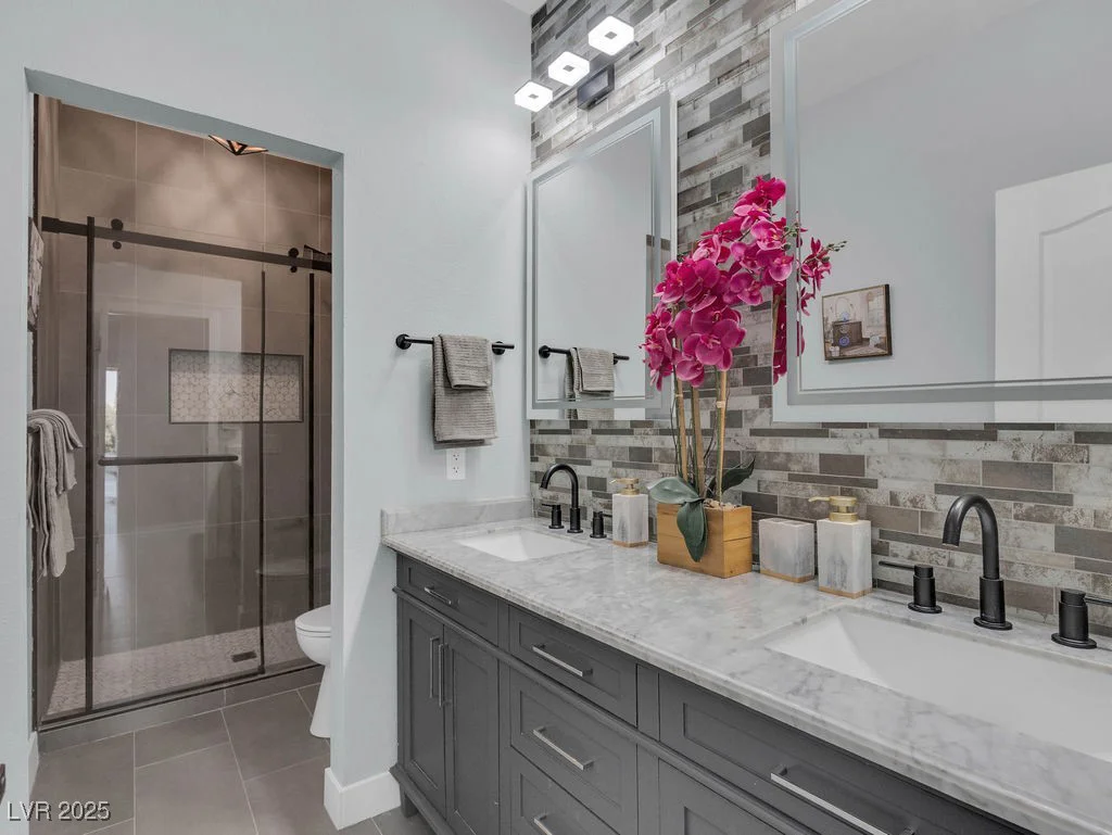 284 Sunstar, Henderson, NV 89012