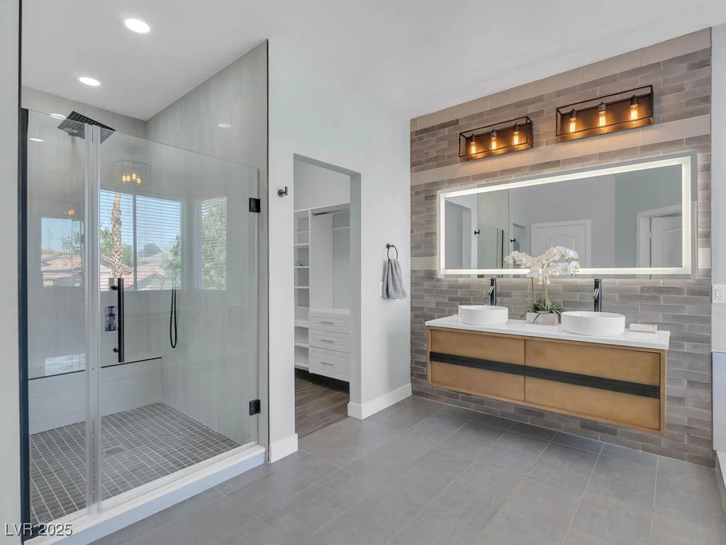 284 Sunstar, Henderson, NV 89012