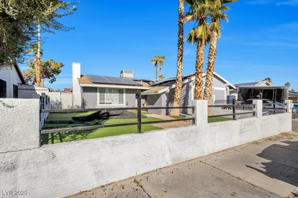 7026 Westpark, Las Vegas, NV 89147