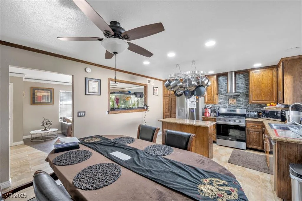 7026 Westpark, Las Vegas, NV 89147