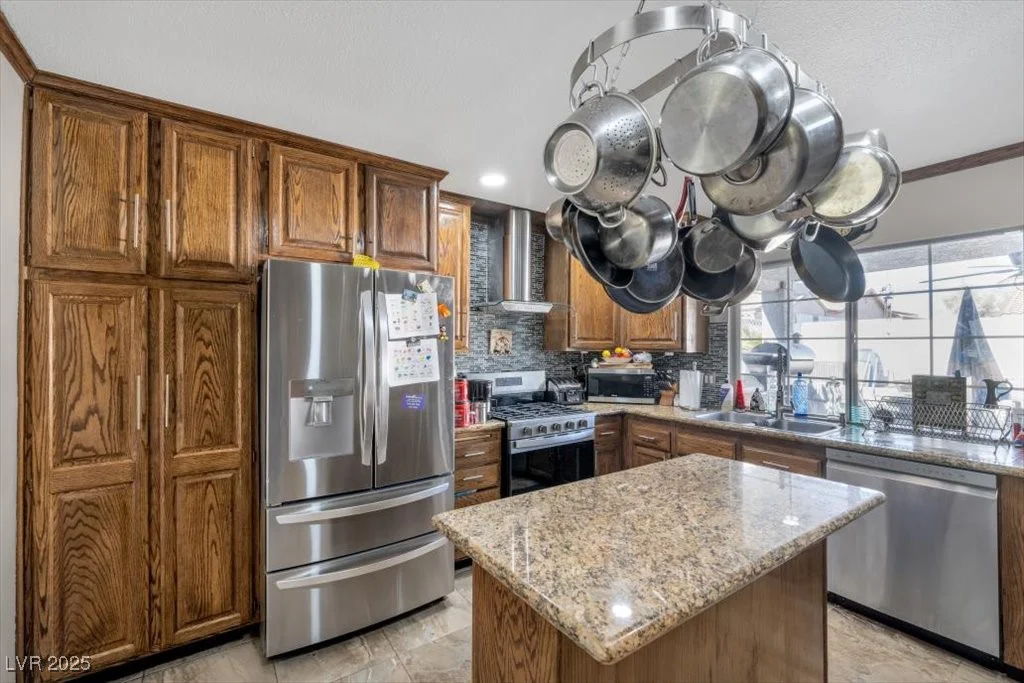 7026 Westpark, Las Vegas, NV 89147