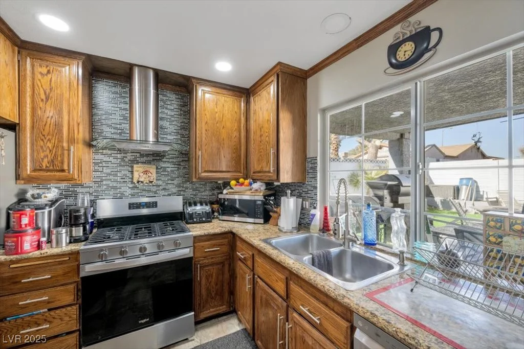 7026 Westpark, Las Vegas, NV 89147