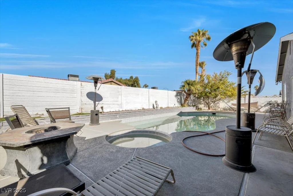 7026 Westpark, Las Vegas, NV 89147