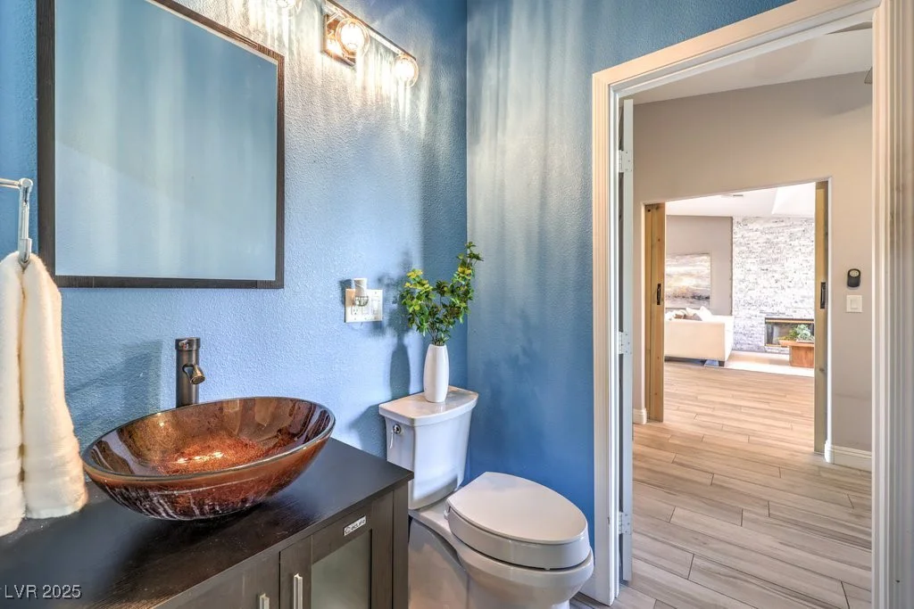 2432 Ocean Front, Las Vegas, NV 89128