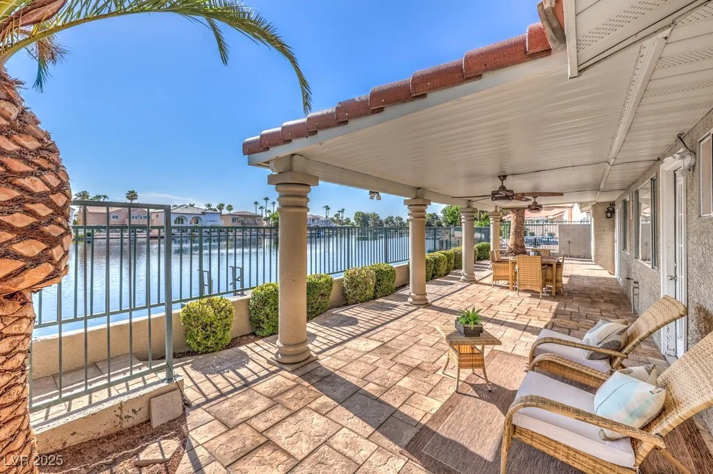 2432 Ocean Front, Las Vegas, NV 89128