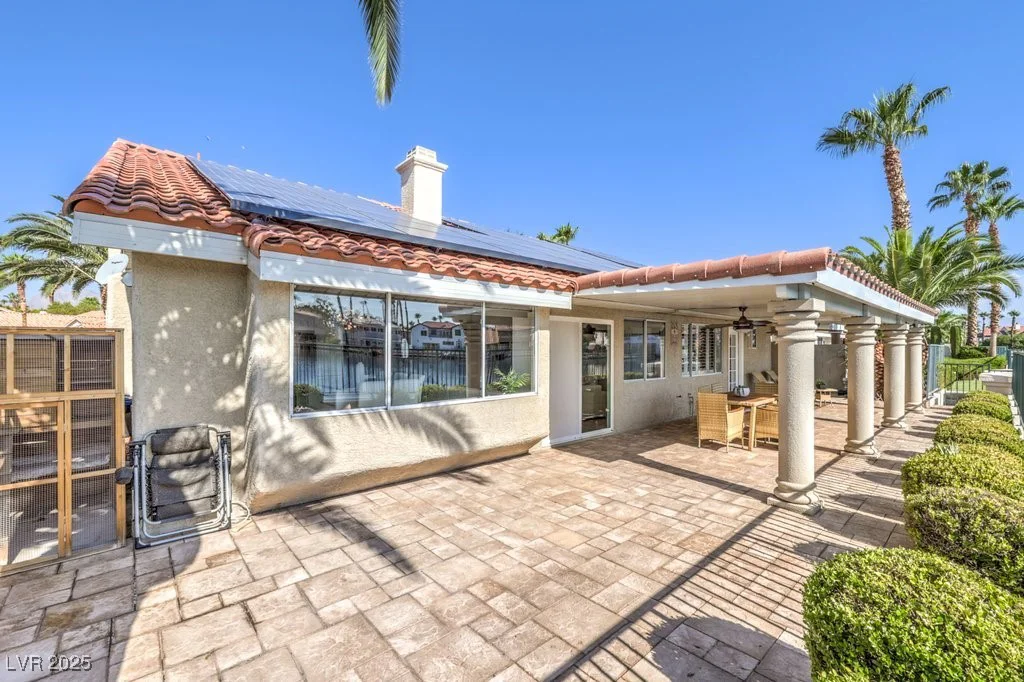 2432 Ocean Front, Las Vegas, NV 89128