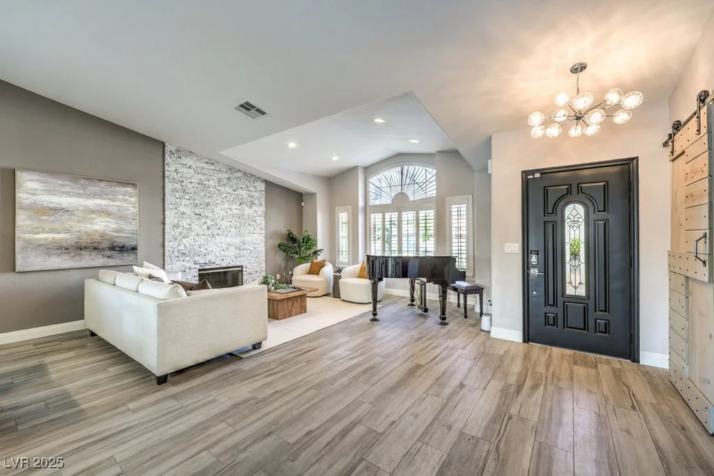 2432 Ocean Front, Las Vegas, NV 89128