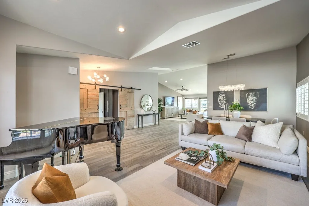 2432 Ocean Front, Las Vegas, NV 89128