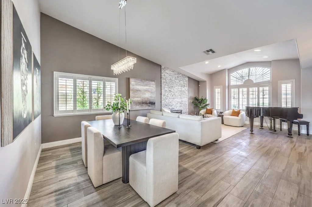 2432 Ocean Front, Las Vegas, NV 89128
